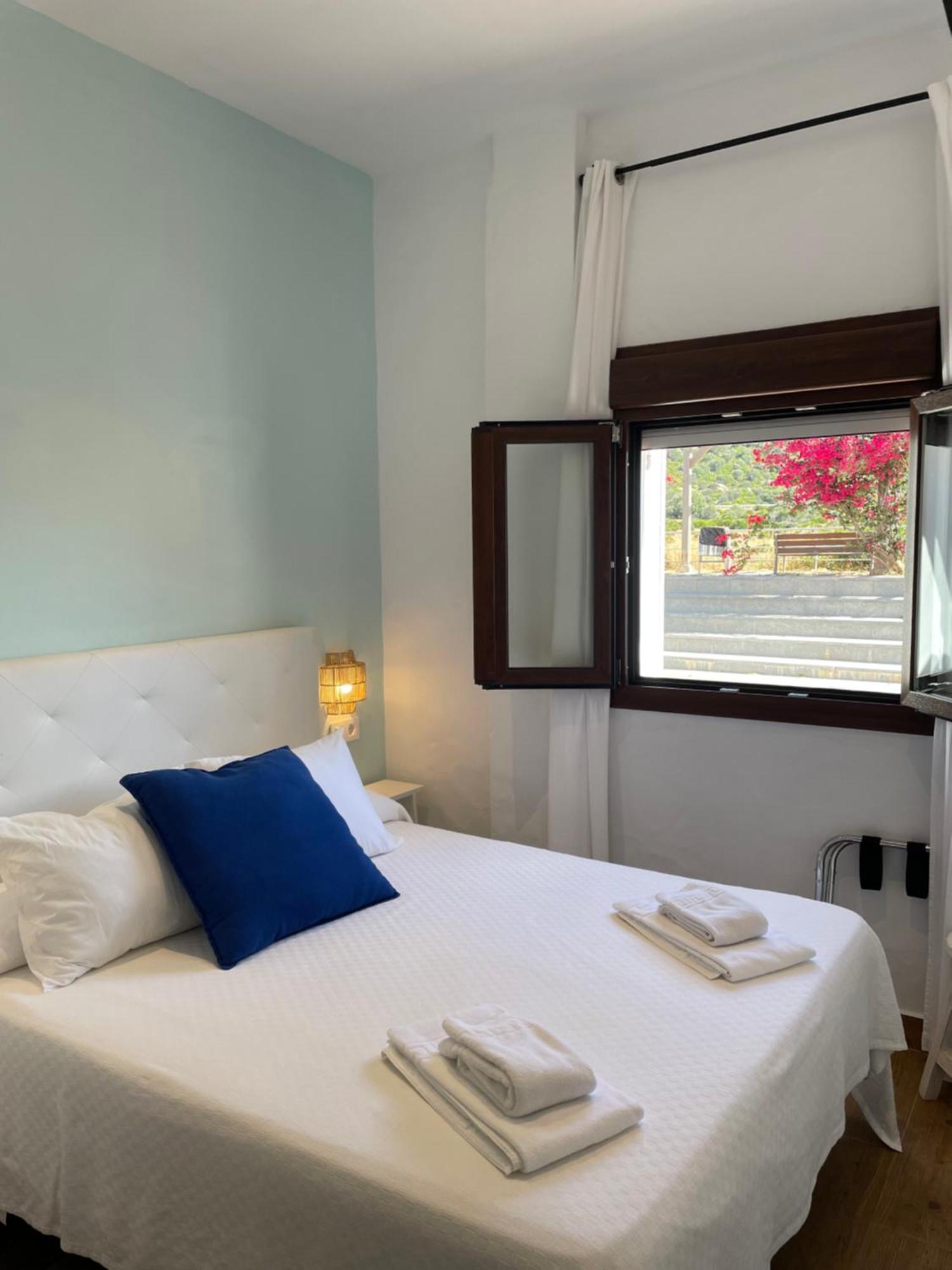 El Escondido De Zahara Hotel Захара-де-лос-Атунес Экстерьер фото