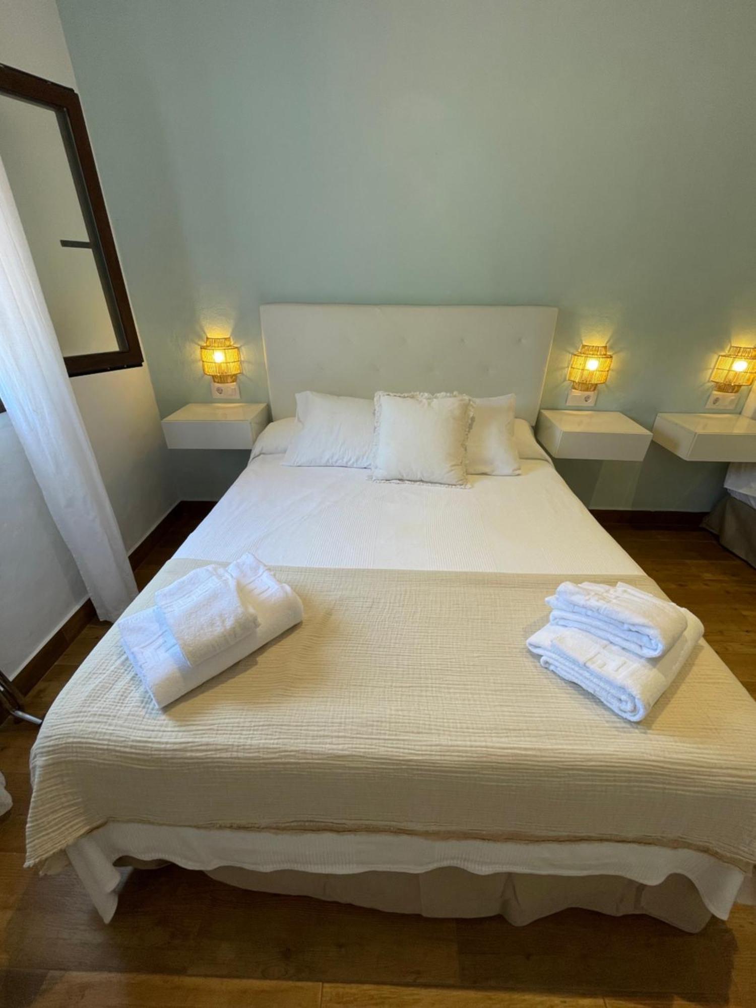 El Escondido De Zahara Hotel Захара-де-лос-Атунес Экстерьер фото